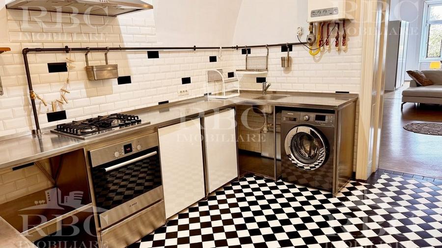 Studio in Piata Unirii - 12