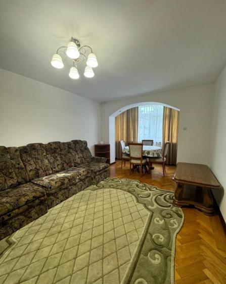 Apartament central de inchiriat, 3 camere, Radauti - 1