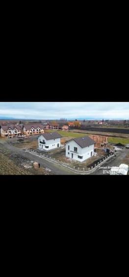 Proprietar vand teren intravilan cu PUZ, intre case cu toate utilitatile in fata - 5