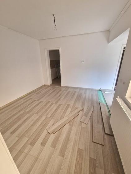 Medeea Casa parter de vanzare 5 camere - 2