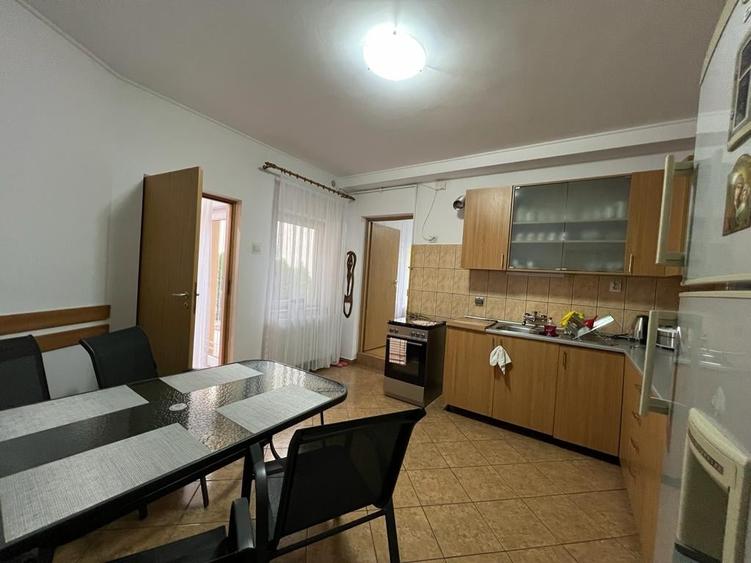 GARA-ABATOR VILA P+M, TEREN 280 MP. 7 CAMERE, 2 BAI, GARAJ, CURTE AMENAJATA - 6