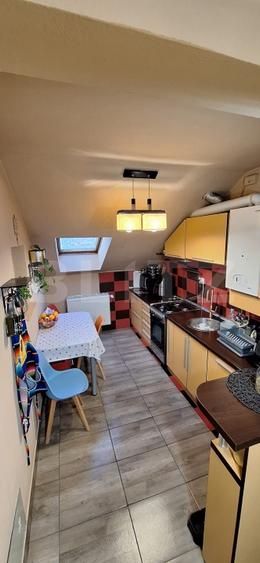 Apartament cu 2 cam, 58 mp, etaj 4, mansarda, cu parcare ,in zona Eroilor - 8