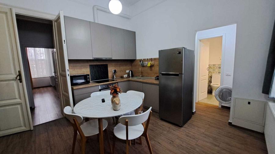 Proprietar, dau in chirie apartament ultracentral Oradea, 2 dormitoare - 5