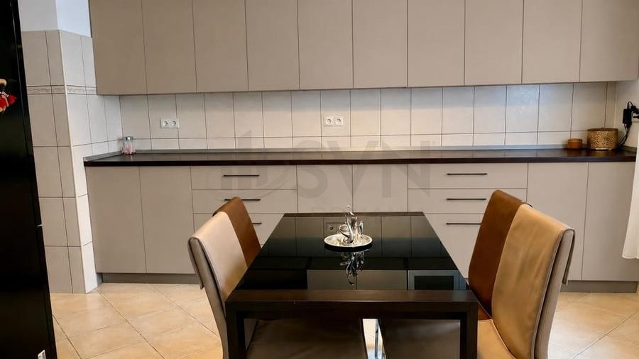 Apartament cu 3 camere decomandat în Kiseleff