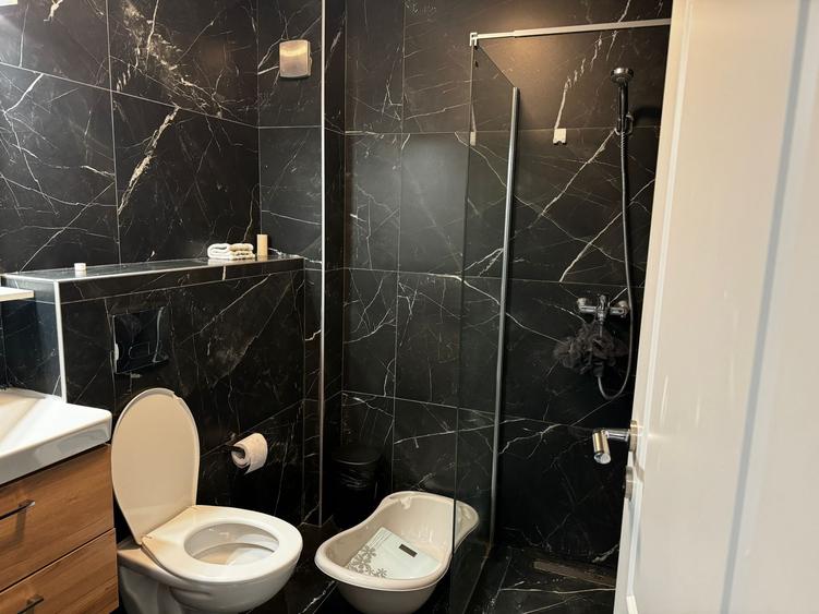 MUTARE RAPIDA! Apartament 2 camere decomandat 54mp , Metrou 1 Decembrie , Trapez - 5