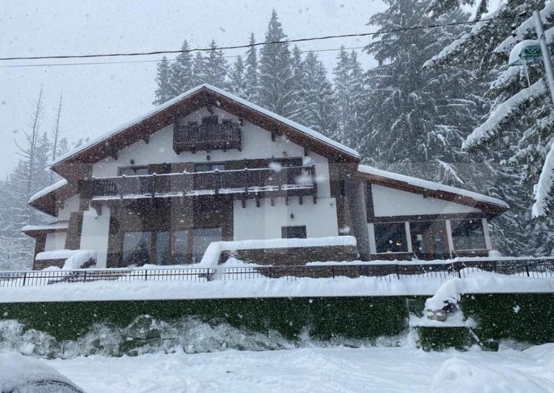 Vila de 12 camere, util 600 mp, teren 1600 mp. in Predeal - 8