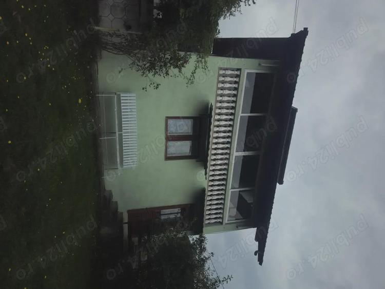 Gospodarie de vanzare in comuna Davide?ti, sat Voroveni. - 4