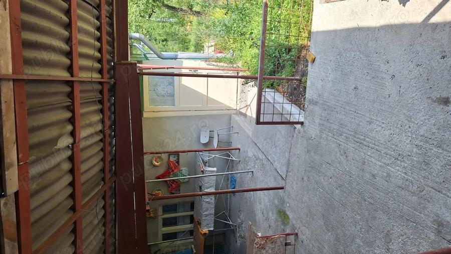 Casa cu teren aferent - 3