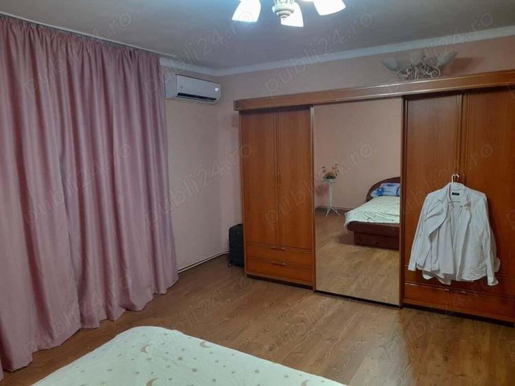 O resedinta spatioasa cu 2375mp de teren si hala de productie in suprafata de 800mp - 10