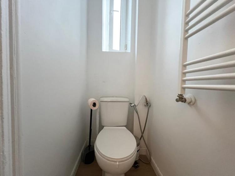 SPATIU DEOSEBIT VILA / PARTIAL MOBILAT SI UTILAT - 32