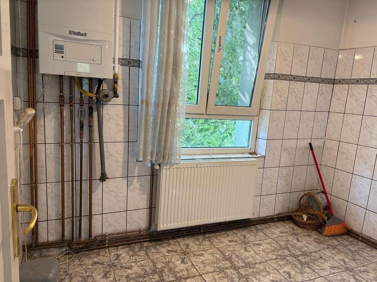 APARTAMENT DECOMANDAT | CENTRALA PROPRIE | FLORESACA COMPOZITORI - 3