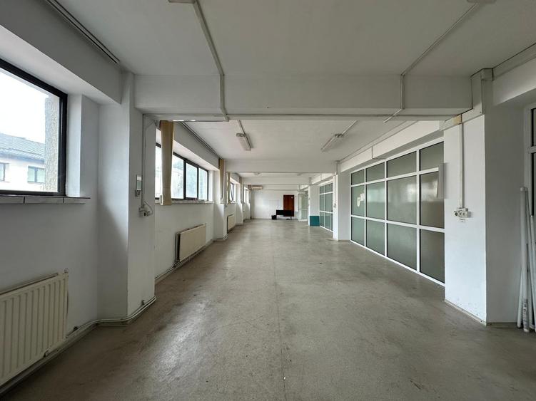 Cladire 982mp, zona Nicolina - str. Frumoasa 6 - 3