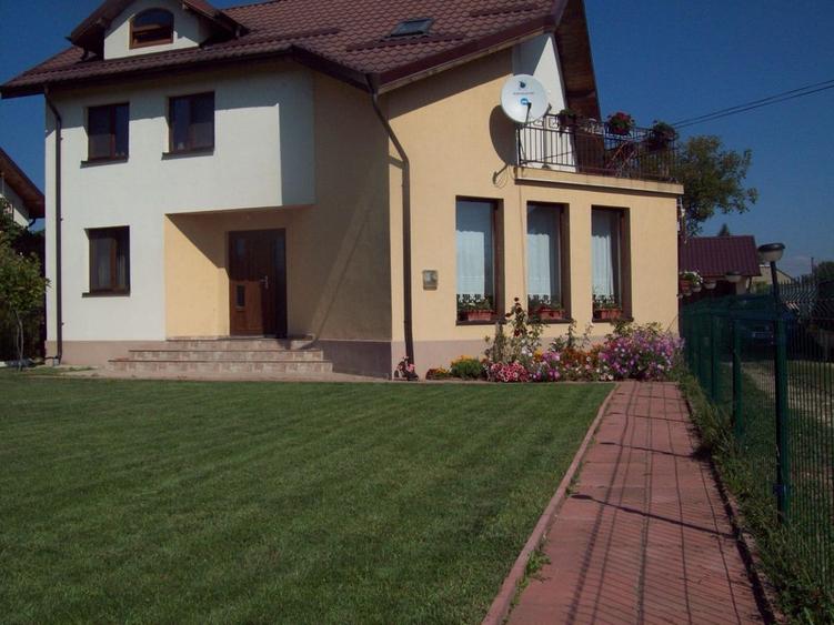 Casa de vanzare P+M Purcareni, piscina, 160m utili 5 camere - 5