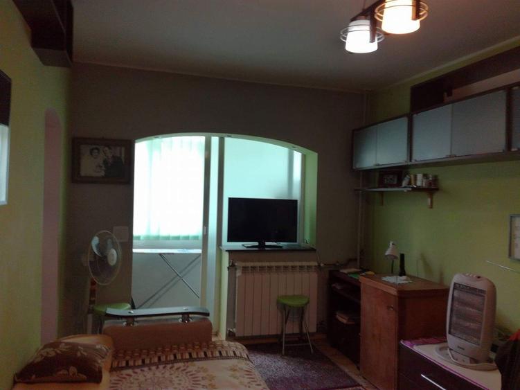 Garsoniera zona autogara, complet mobilata - 5