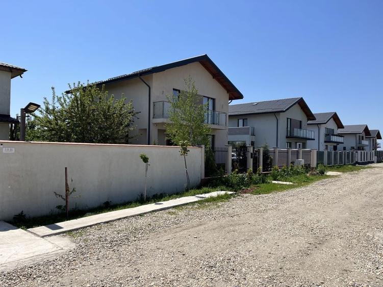 Vand teren in Berceni ( Vidra) - 9