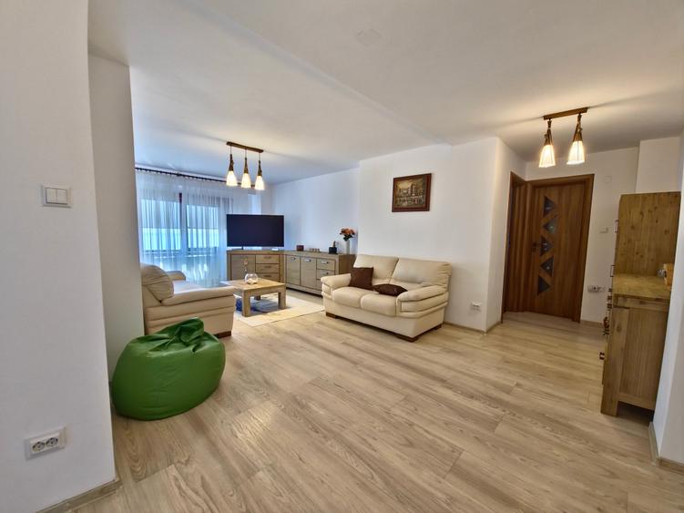 Vedere la mare Faleza Nord 3 camere mobilat utilat loc de parcare termen lung - 26