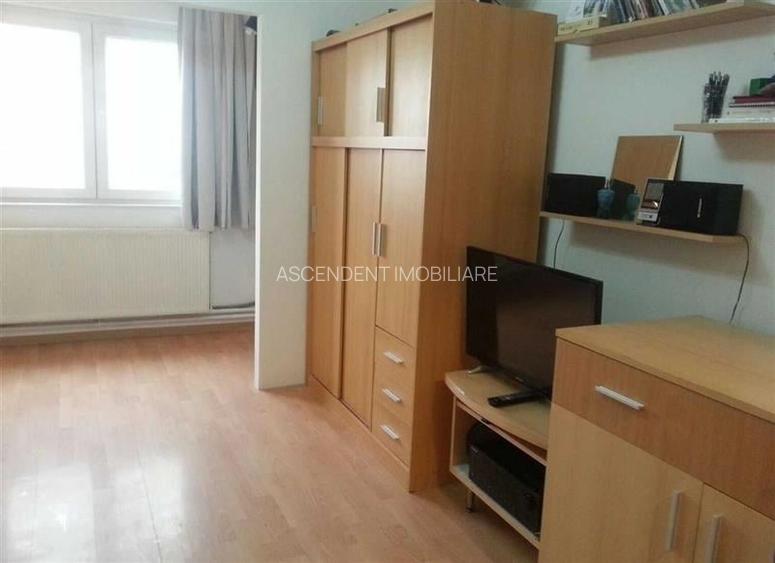 Garsonieră semidecomandată în Bartolomeu