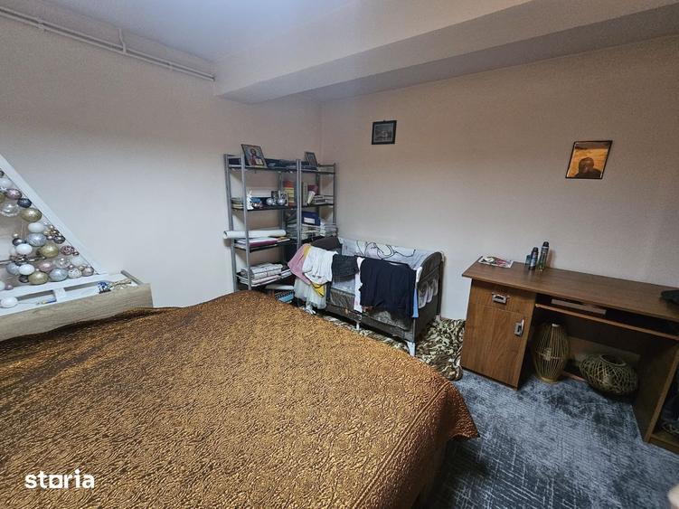 Casă cu 5 camere cu Teren 650 Mp în Curtea de Argeș