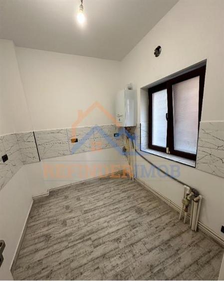 Apartament de vanzare 3 camere zona Tineretului - 7