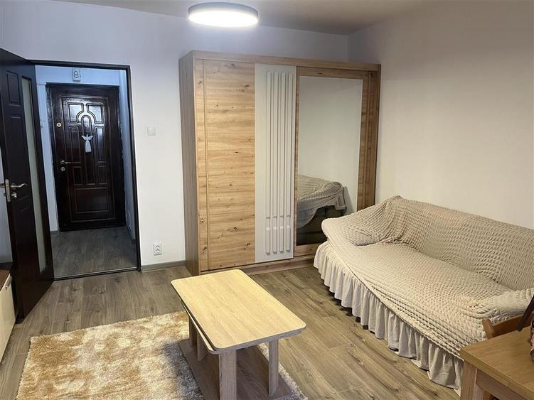 Garsoniera zona IANCULUI - 1