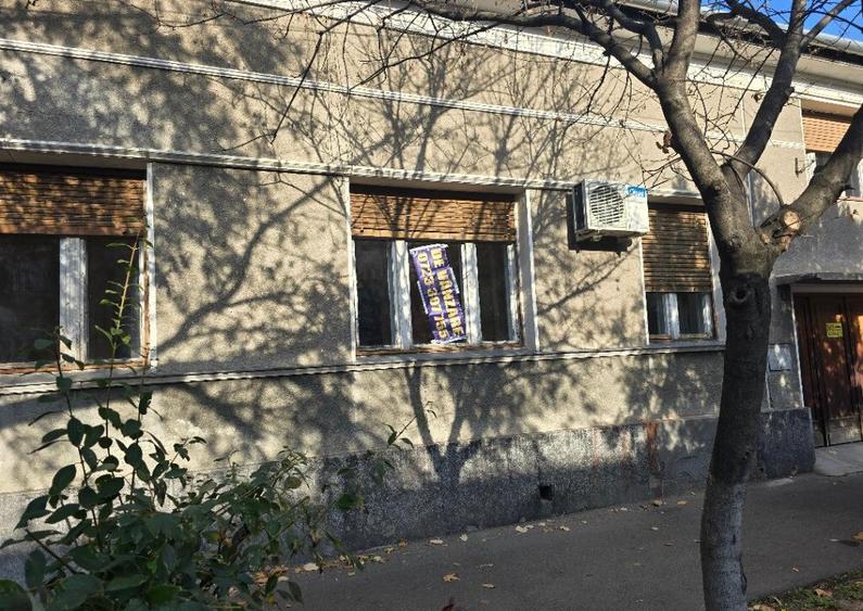 Casa Zona Ultracentrala , 6 cam SC 200 , teren 242, inc oras - 8