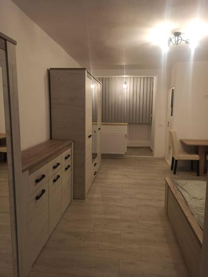 Garsoniera renovata, mobilata, metrou Costin Georgian - 6