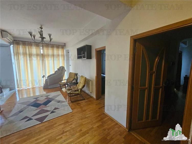 Vila spatioasa 670mp utili in zona Gorjului-Uverturii - 10