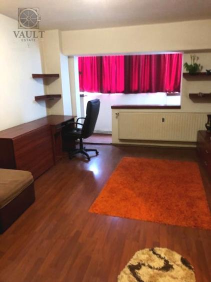 Garsoniera - centrala proprie - Trafic Greu - 1