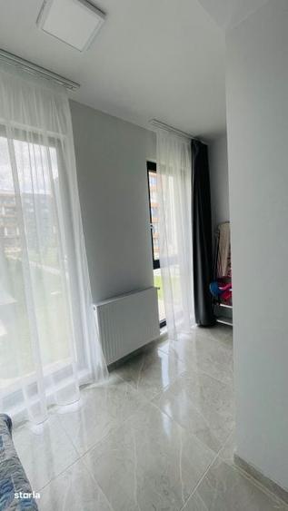 Apartament cu 2 camere decomandat în Palazu Mare