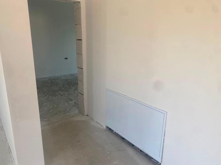 Casă cu 3 camere cu Teren 350 Mp în Lumina