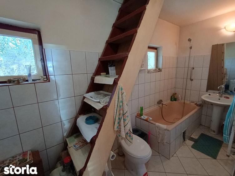 Casa cu 3 camere si garaj / str. PACII - 10