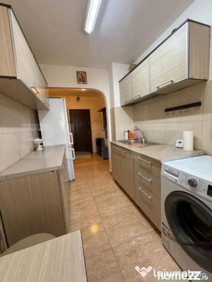 Apartament cu 2 camere semidecomandat în Micro 6