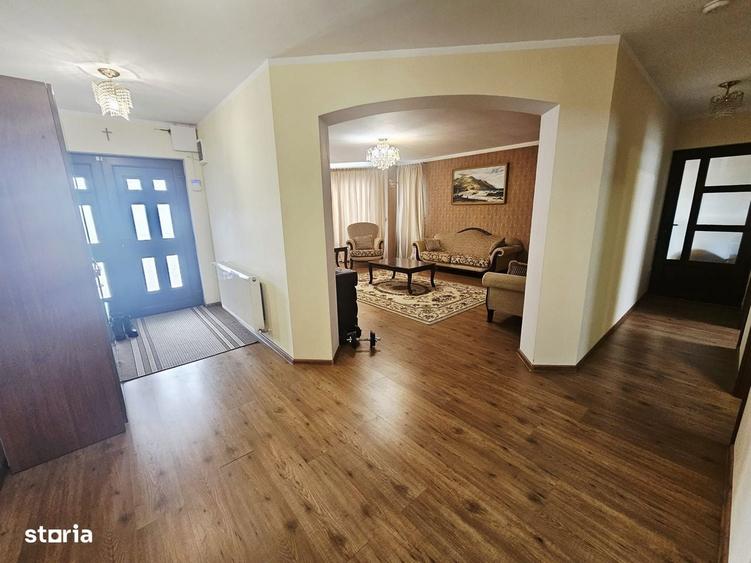Vila spa?ioasa Strejnicu S+P+1E+M, 8 camere, garaj, teren 595 mp - 17