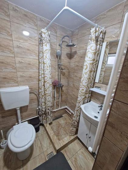 De inchiriat muncitori sau sezon casa 5 cam 2Mai - 12