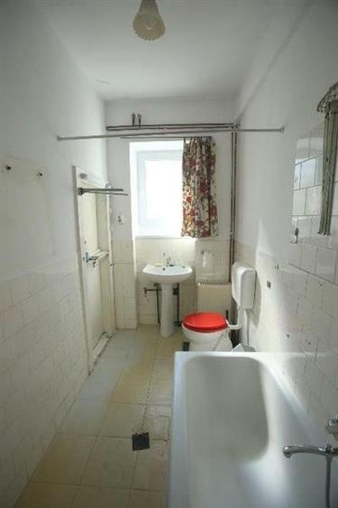 Regim vila, 3 camere, decomandate, terasa si balcon, Centru Civic, Brasov - 9