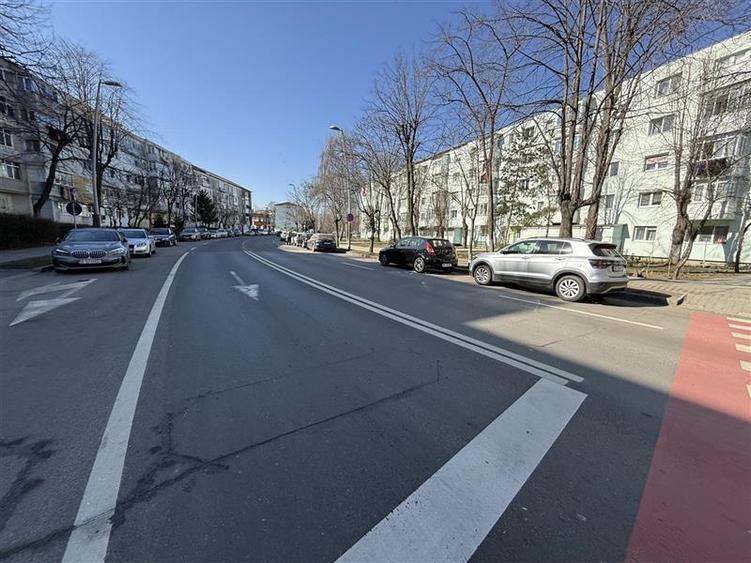 Milcov - Bazar - stradal - etajul 1 - 1