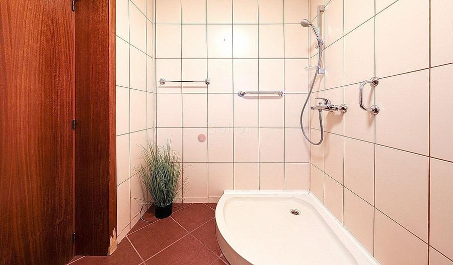 Proximitate fata de Castelul Bran - 27