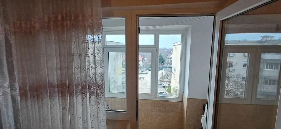 Garsoniera in rate la notar 10 mii avans - 2