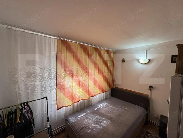 Apartament cu 3 camere, 45 mp, zona 23 August - 5