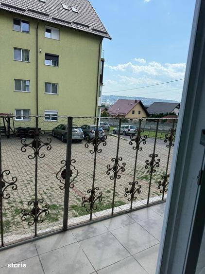 Vand apartament 2 camere si loc de parcare - 9