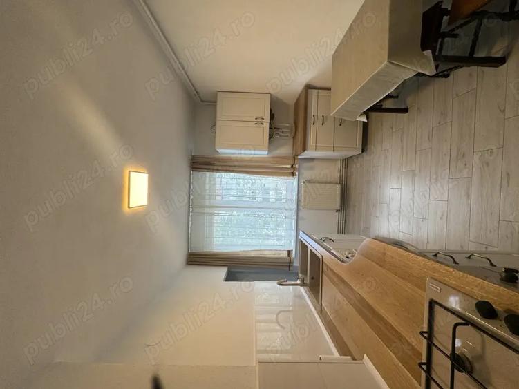 Apartament 2 camere, et.2 - decomandat - 1