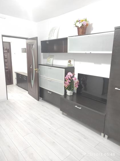 Garsoniera 25mp zona Unitatea Militara 29.500eur neg - 10