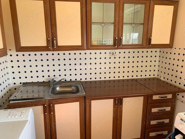 Inchiriez apartament doua camere mobilat Oradea Inchiriez apartament doua camere mobilat Oradea