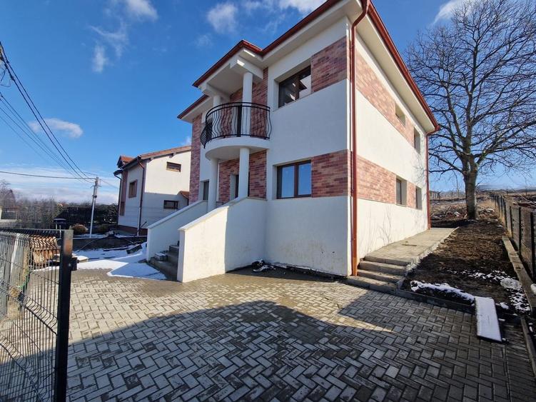 Casa individuala, teren 700 mp, semifinisata, Dezmir zona str Closca - 4