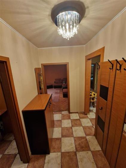 Decomandat 4 camere etaj 1 Circumvalatiunii/Iulius Town - 6