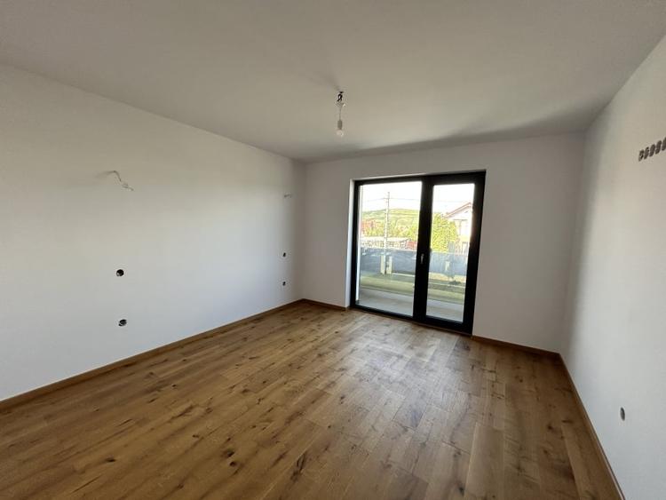 Casa individuala finisata LUX Apahida 160mp utili 450mp teren 5 camere - 10