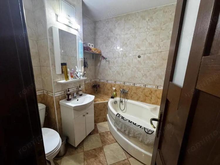 Ap 2 cam conf 1 dec, etaj 6/7 ULtracentral, bloc 1986 - 4