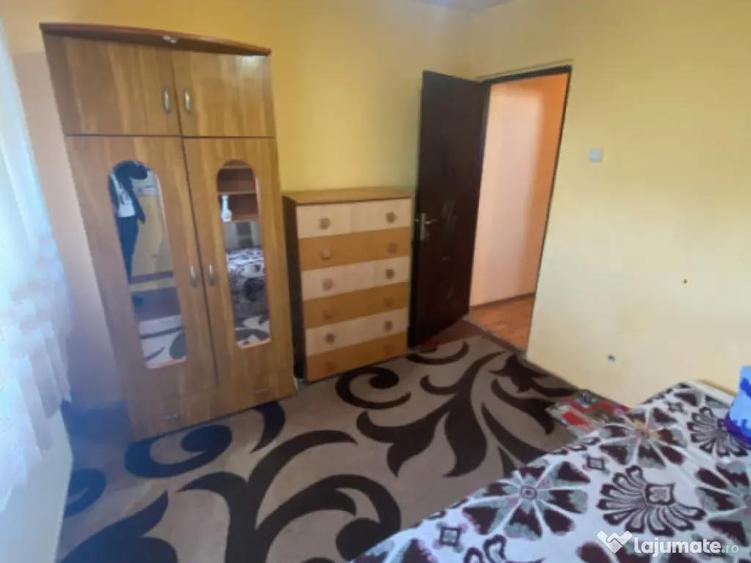 Apartament 3 camere decomandat,etaj 4/4 Bld. Racoteanu, 45 0 - 8