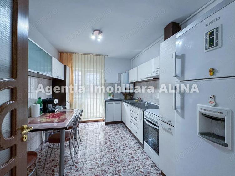 Ap. 3 camere in Deva, zona Opera, Bld. Decebal, 68 mp + 2 Balcoane, etaj 1. - 1