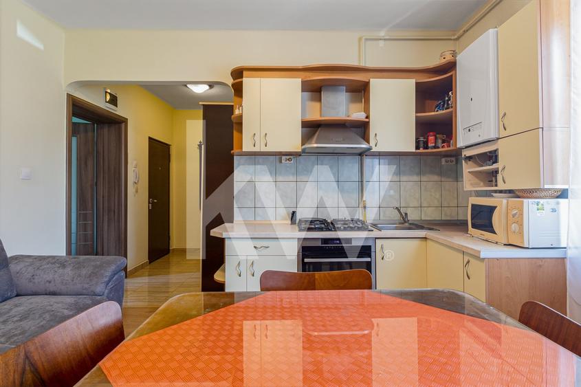 Garsonieră spatioasa - 48mp utili - Pietonala Racadau - parcare+gradina - 3